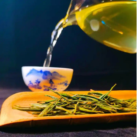 How to Brew Authentic Chinese Green Tea: Perfect Techniques Using Huangshan Maofeng as an Example